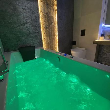 Silver Shine jacuzzi Krakau Exterior foto